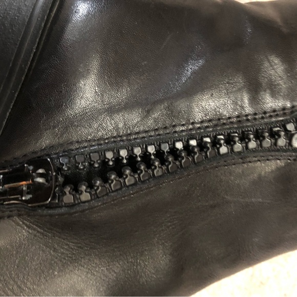 Guess Leather Boots - Picture 5 of 15